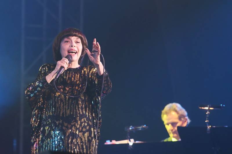 Na brněnském Výstavišti zněl francouzský šanson v podání Mireille Mathieu