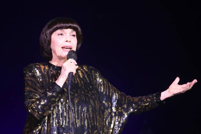 Na brněnském Výstavišti zněl francouzský šanson v podání Mireille Mathieu