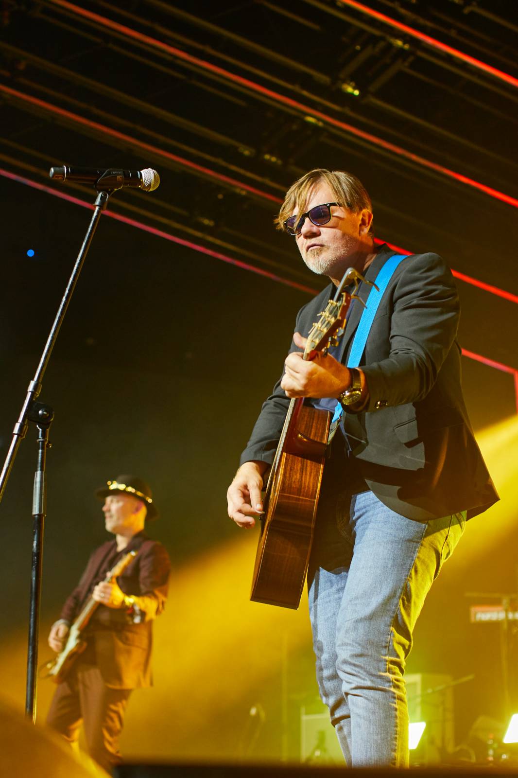 Přátelé a kolegové zavzpomínali v O2 universu na Mira Žbirku