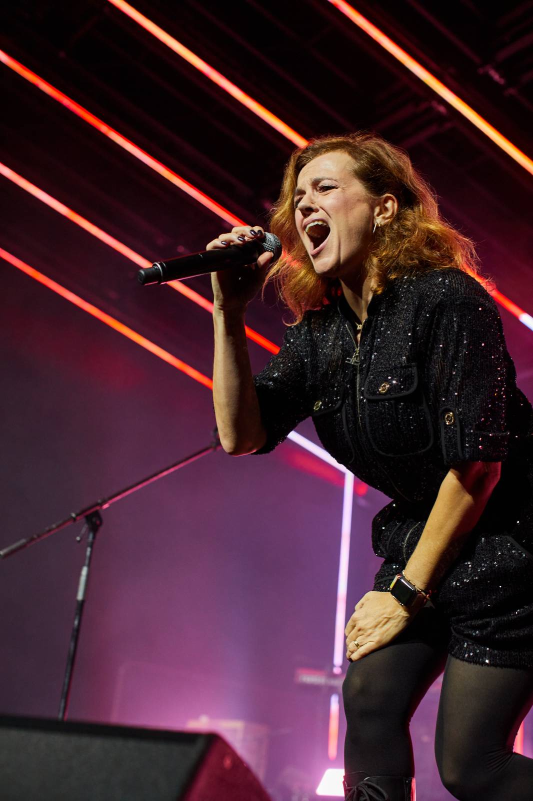 Přátelé a kolegové zavzpomínali v O2 universu na Mira Žbirku