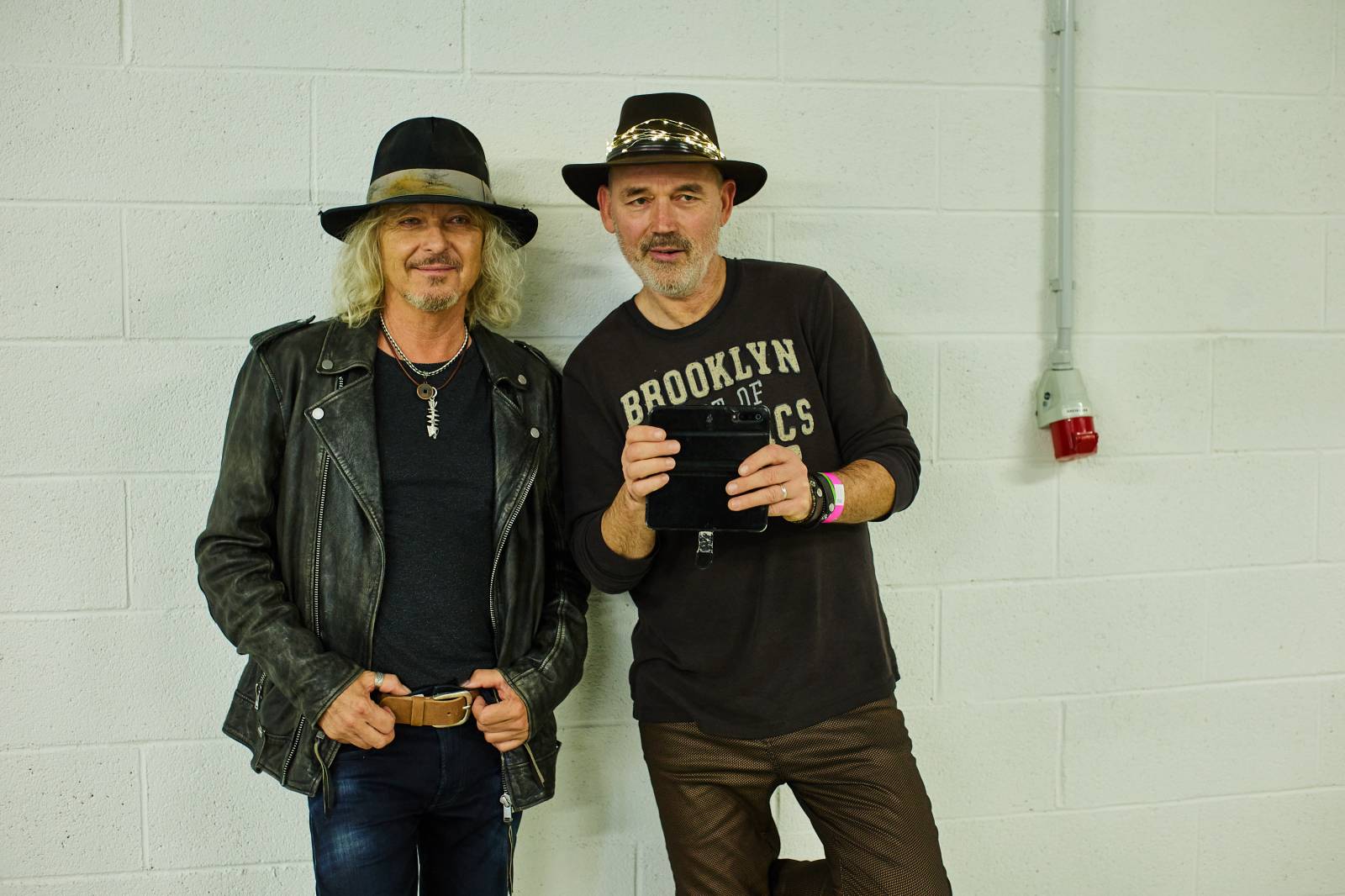 Přátelé a kolegové zavzpomínali v O2 universu na Mira Žbirku