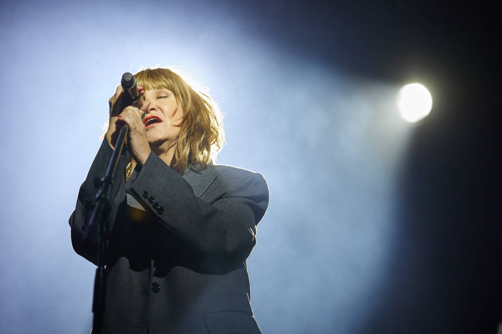 Přátelé a kolegové zavzpomínali v O2 universu na Mira Žbirku