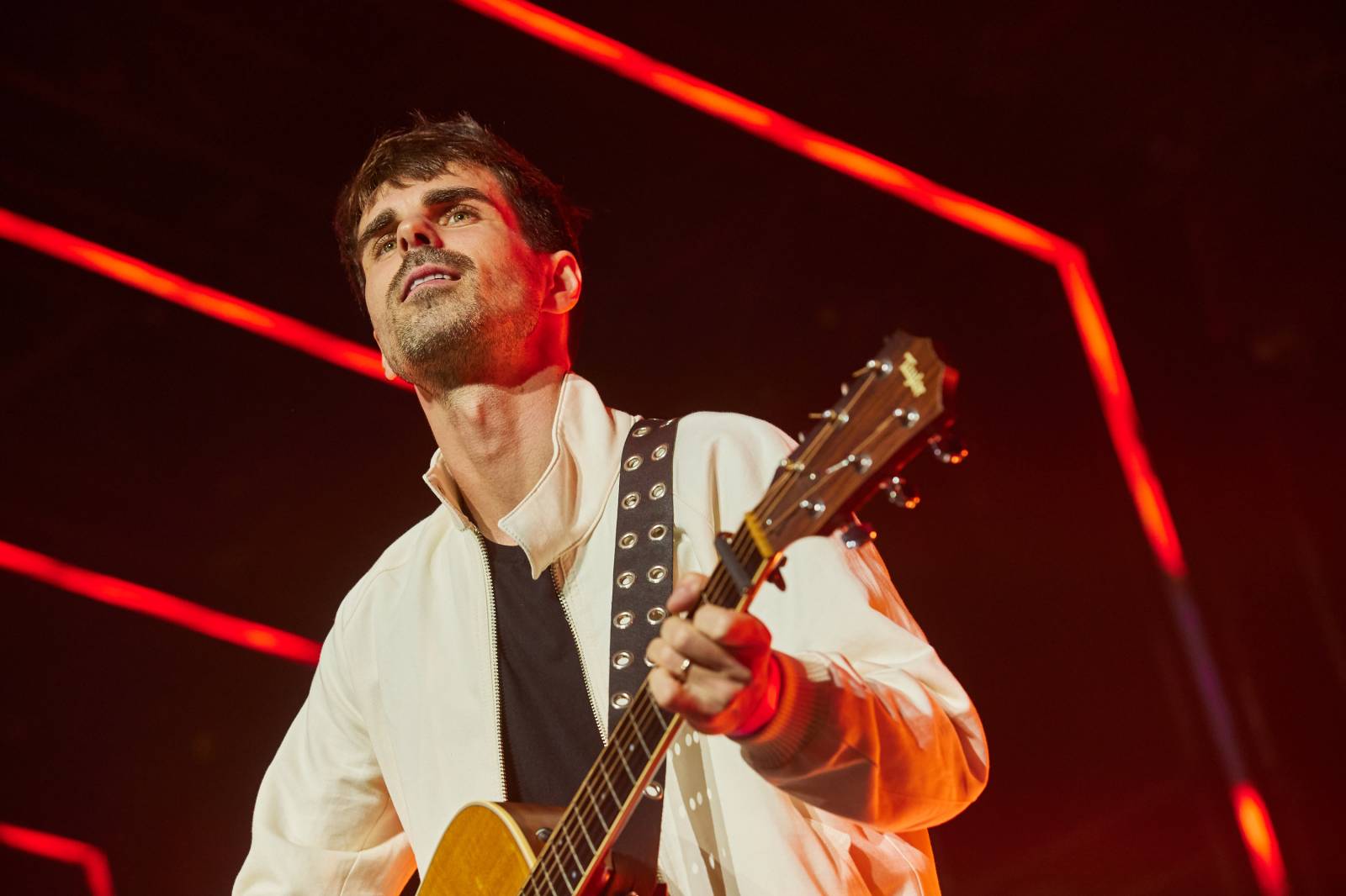 Přátelé a kolegové zavzpomínali v O2 universu na Mira Žbirku