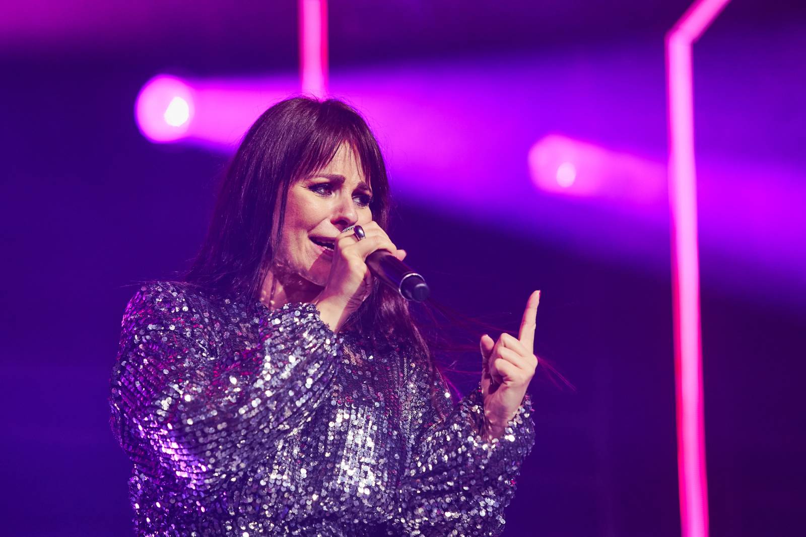 Přátelé a kolegové zavzpomínali v O2 universu na Mira Žbirku