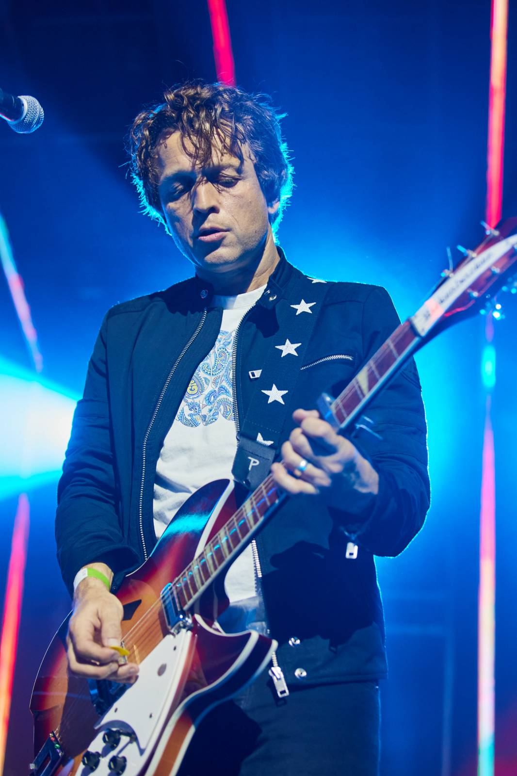 Přátelé a kolegové zavzpomínali v O2 universu na Mira Žbirku