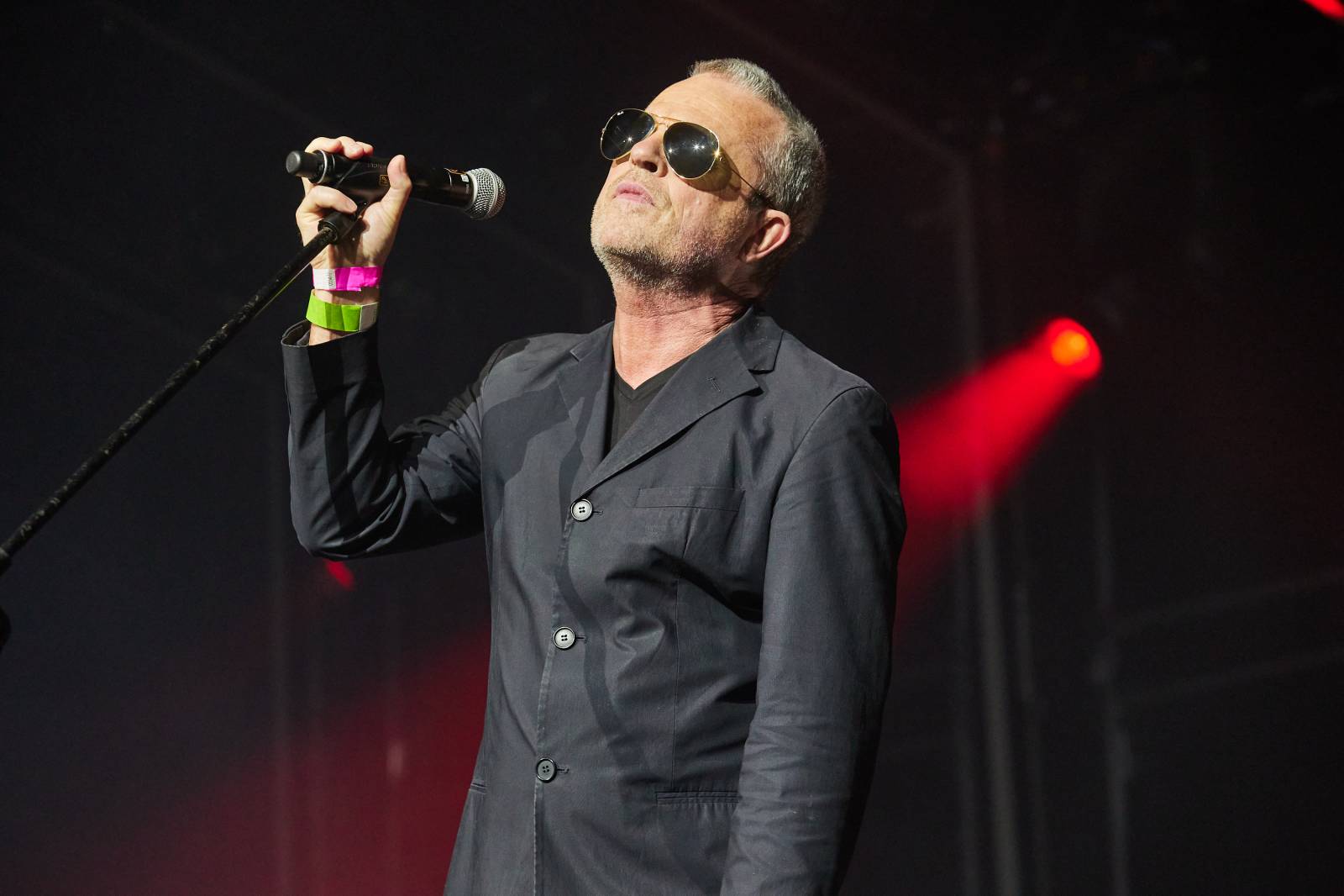 Přátelé a kolegové zavzpomínali v O2 universu na Mira Žbirku