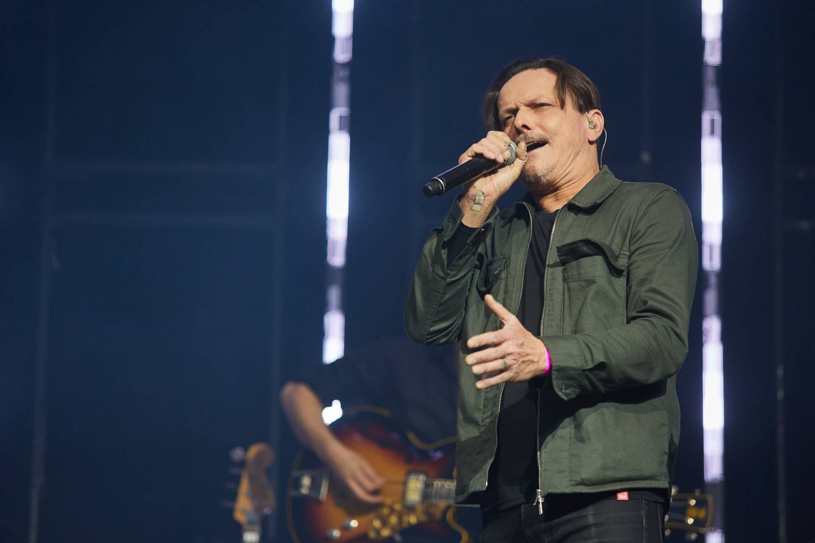 Přátelé a kolegové zavzpomínali v O2 universu na Mira Žbirku