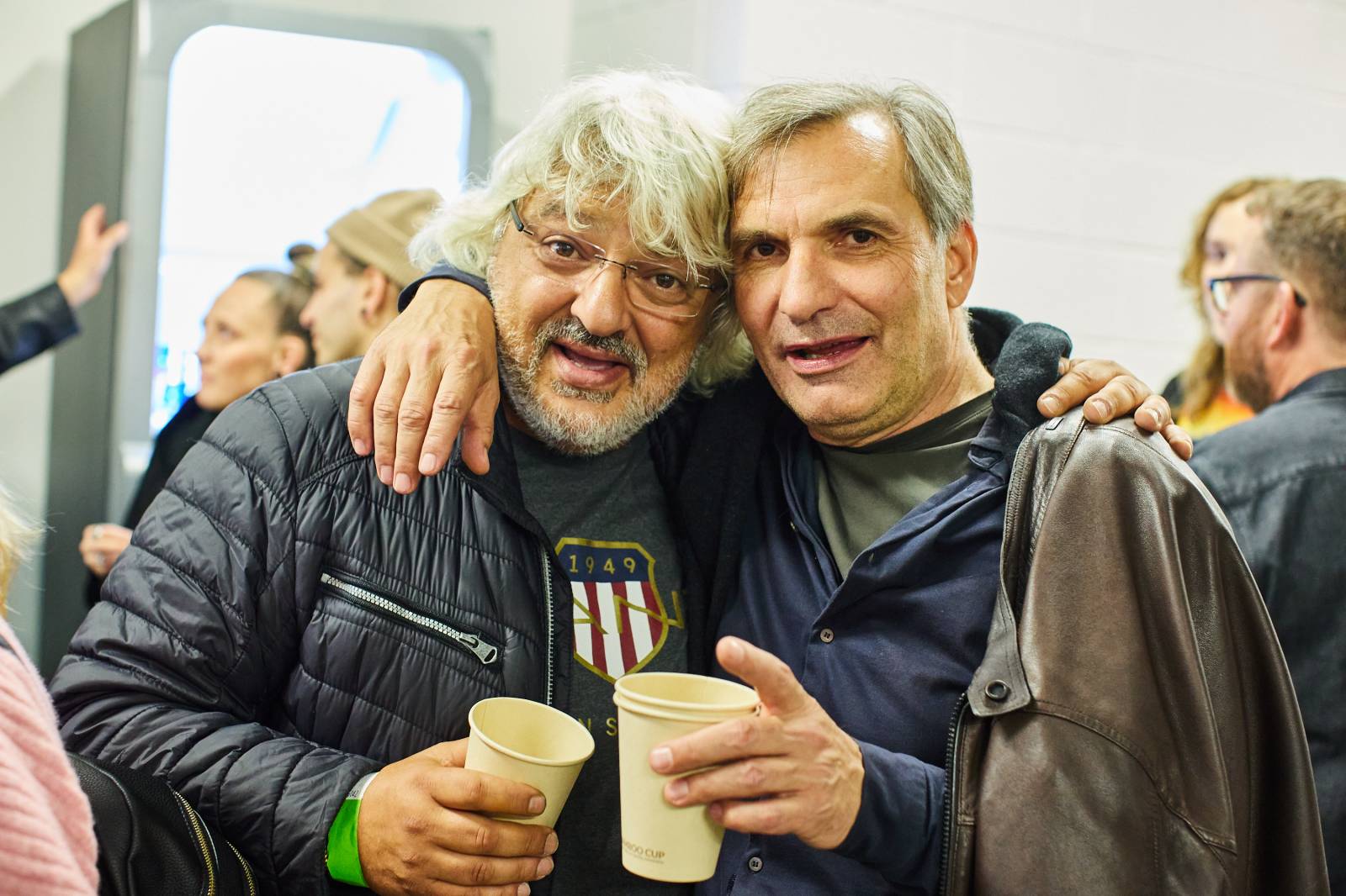 Přátelé a kolegové zavzpomínali v O2 universu na Mira Žbirku