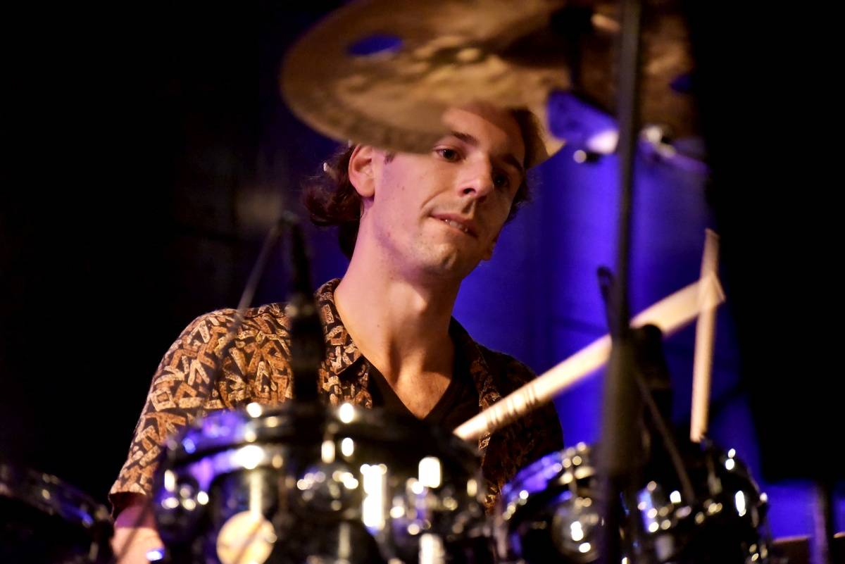 Vyprodaný Jazz Dock si vychutnal hráčské umění jazzového kytaristy Lee Ritenoura