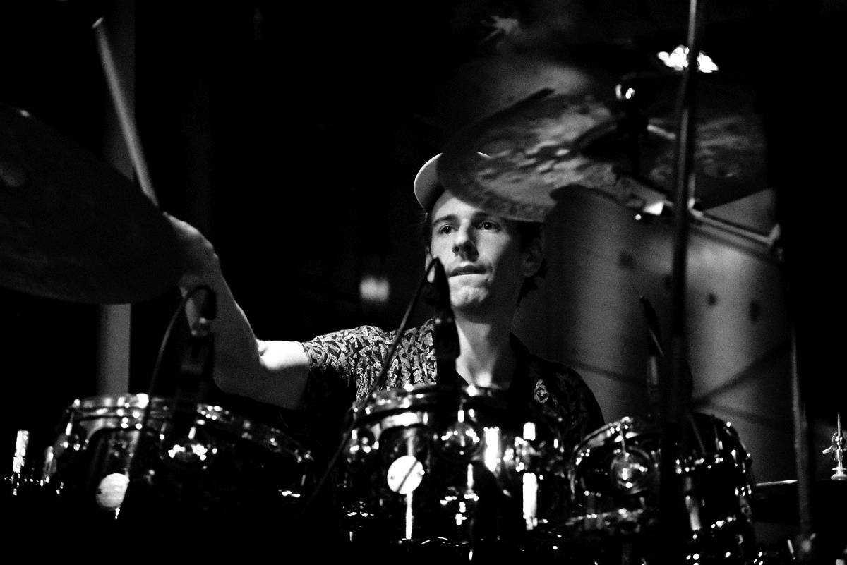 Vyprodaný Jazz Dock si vychutnal hráčské umění jazzového kytaristy Lee Ritenoura