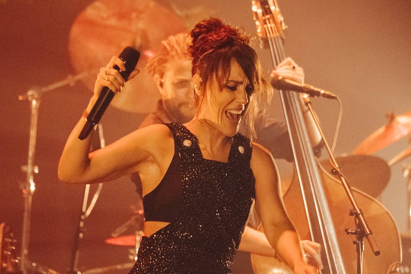 Zaz před zraky českých fans složila poctu Edith Piaf a představila aktuální desku 