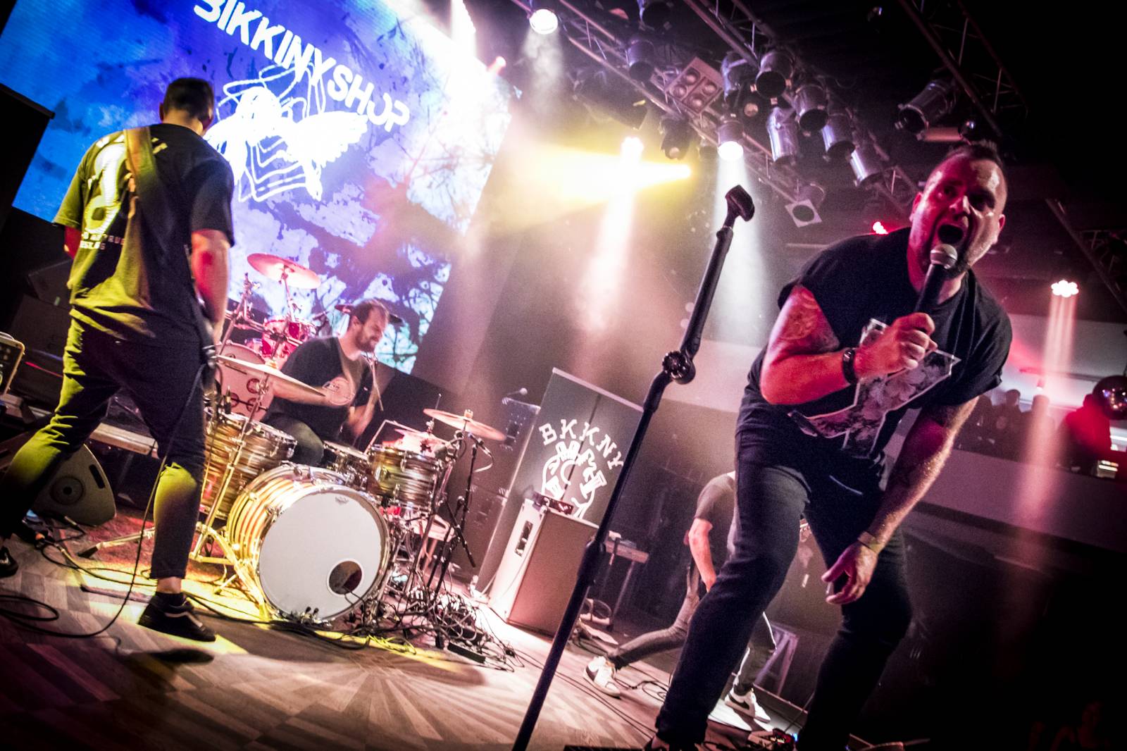 Gaia Mesiah předvedla v Lucerna Music Baru letecký den, nadšení fanoušci jásali