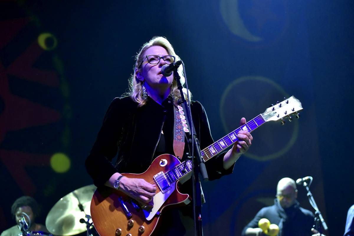 Bluesrockový kamion Tedeschi Trucks Band převálcoval Forum Karlín