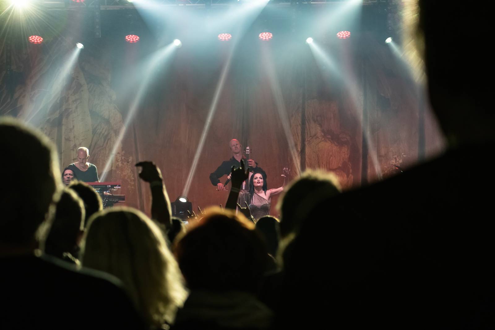 Královna severu Tarja Turunen měla v Pardubicích energie na rozdávání