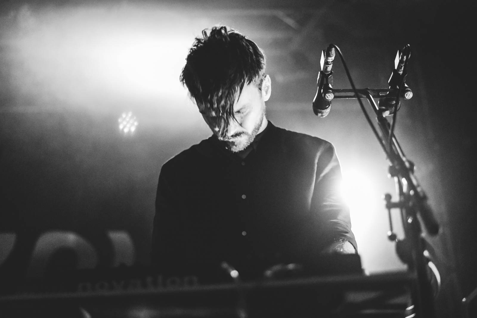 Frontman Blackout Problems se v Berlíně nechal nosit na rukou