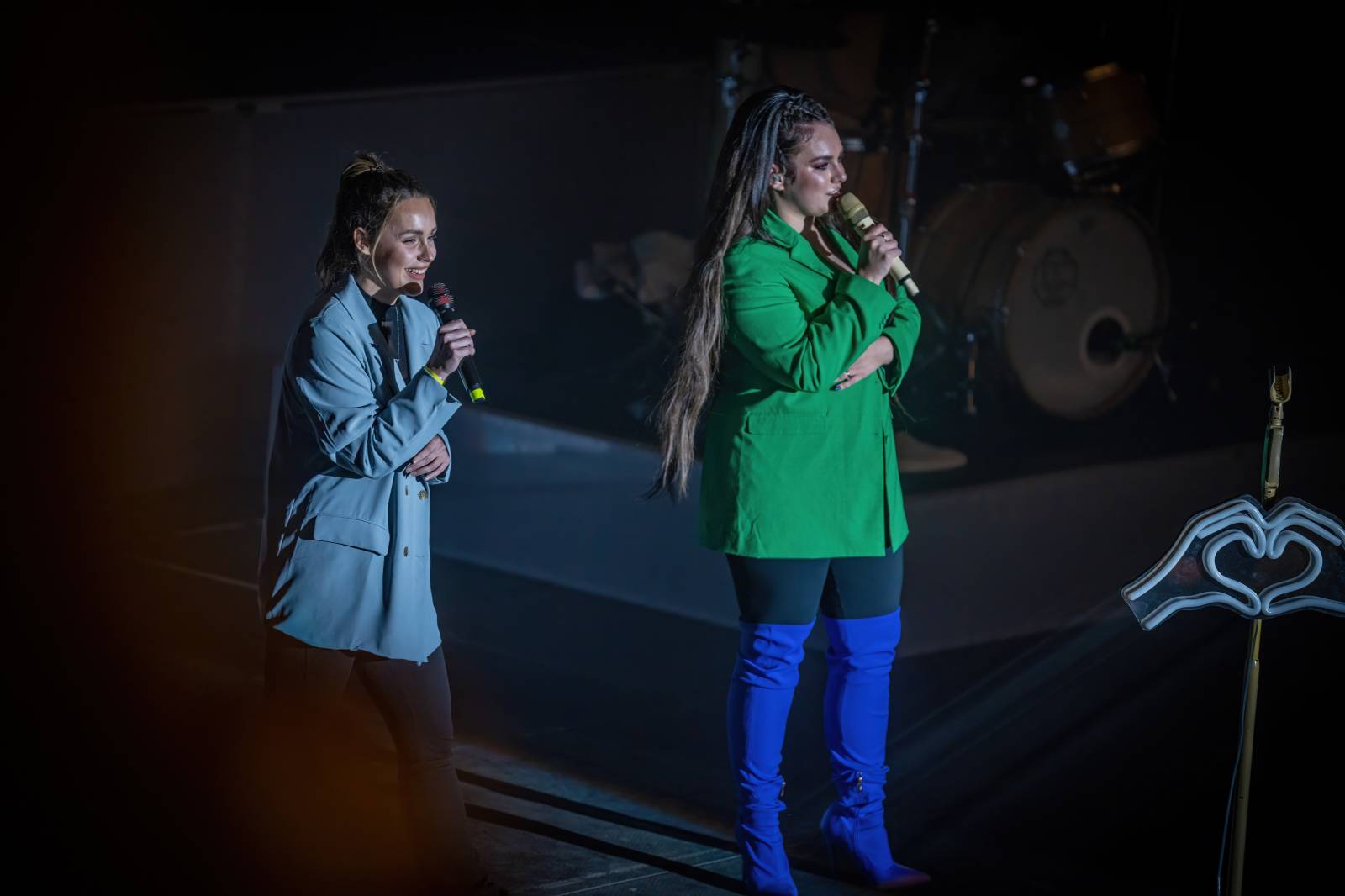 Ewa Farna si podmanila pražské Forum Karlín a ohlásila koncert v O2 areně