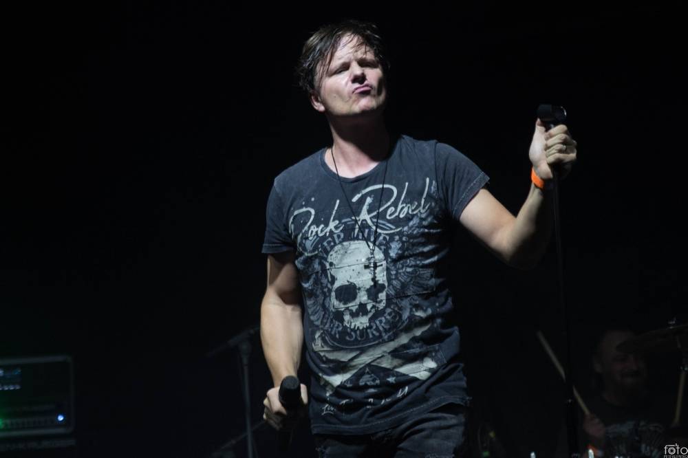 Arakain rozburácel Polnou u Jihlavy, předskakovali mu Booters