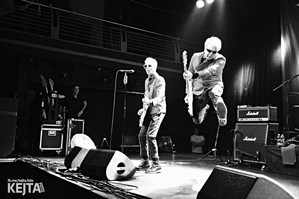 Punkoví Toy Dolls zaplnili pražské Divadlo Archa