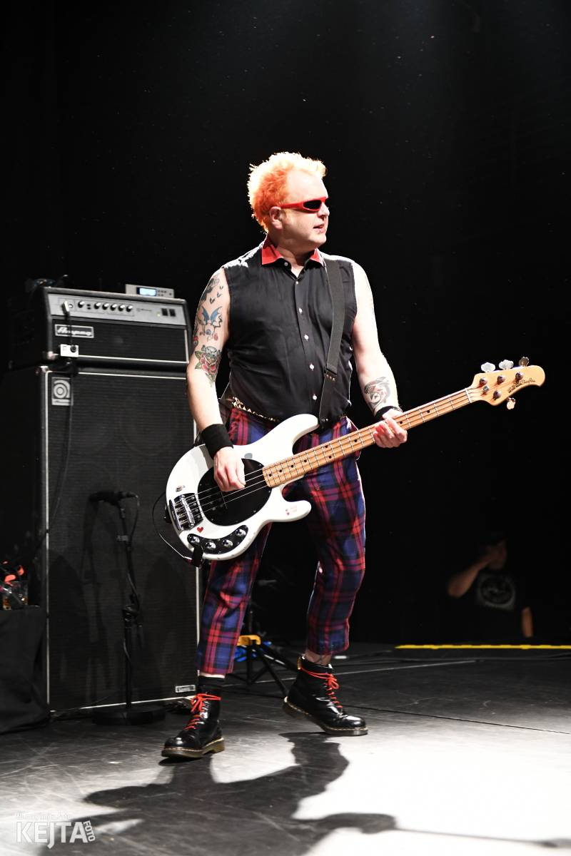 Punkoví Toy Dolls zaplnili pražské Divadlo Archa