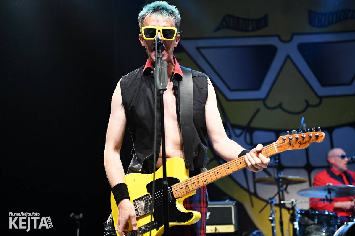 Punkoví Toy Dolls zaplnili pražské Divadlo Archa