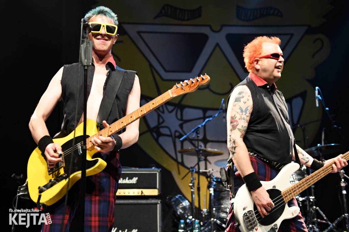 Punkoví Toy Dolls zaplnili pražské Divadlo Archa