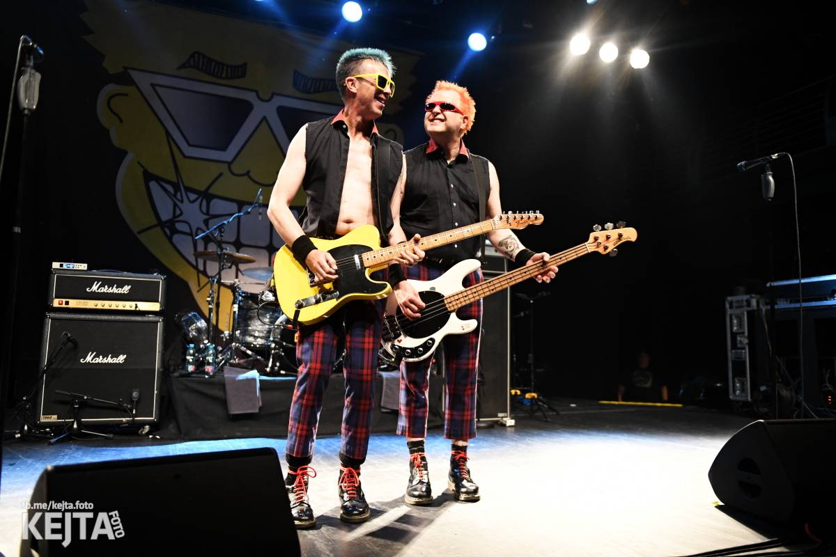 Punkoví Toy Dolls zaplnili pražské Divadlo Archa