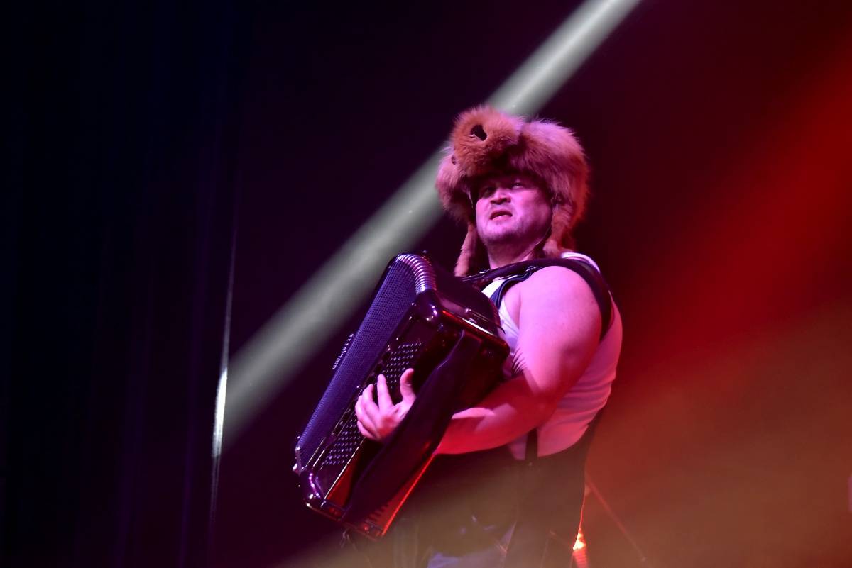 Finští Steve'N'Seagulls předvedli brněnskému Sonu rockové pecky v bluegrassovém hávu