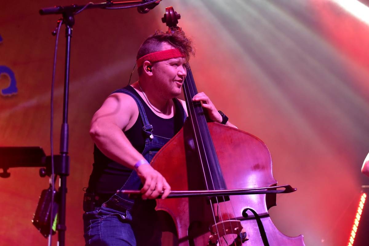 Finští Steve'N'Seagulls předvedli brněnskému Sonu rockové pecky v bluegrassovém hávu