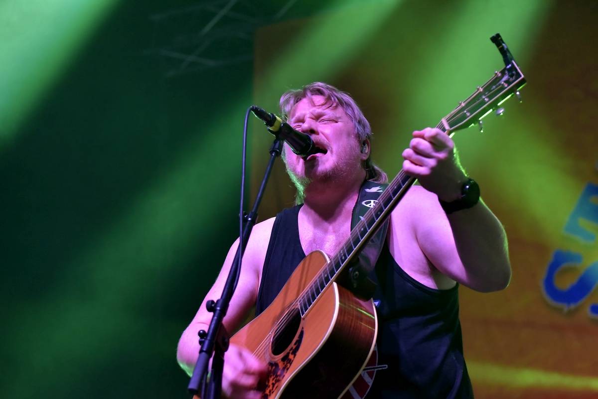 Finští Steve'N'Seagulls předvedli brněnskému Sonu rockové pecky v bluegrassovém hávu