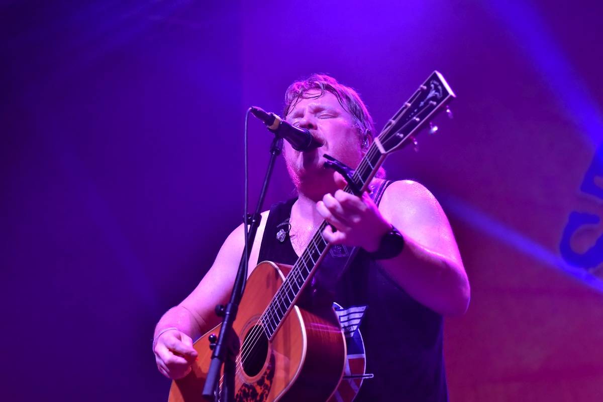 Finští Steve'N'Seagulls předvedli brněnskému Sonu rockové pecky v bluegrassovém hávu