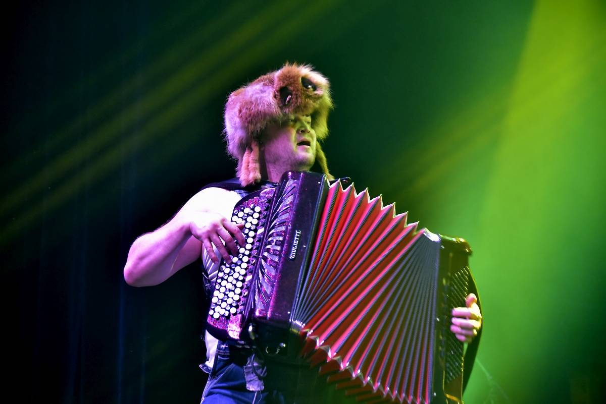 Finští Steve'N'Seagulls předvedli brněnskému Sonu rockové pecky v bluegrassovém hávu