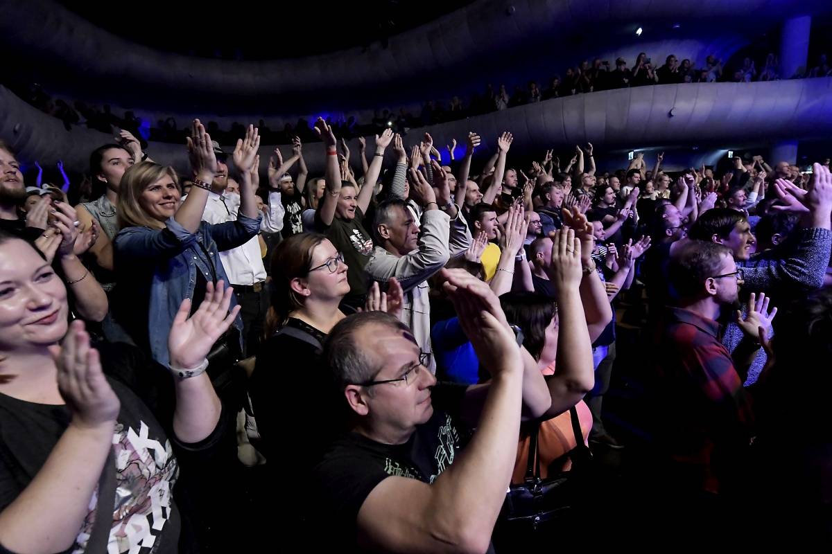 Finští Steve'N'Seagulls předvedli brněnskému Sonu rockové pecky v bluegrassovém hávu