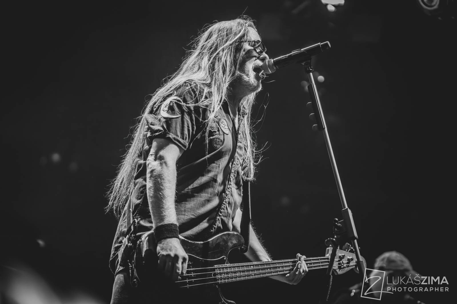 Kabát potvrdil, že stále patří mezi českou rockovou špičku. V Praze s ním zpívala celá O2 arena