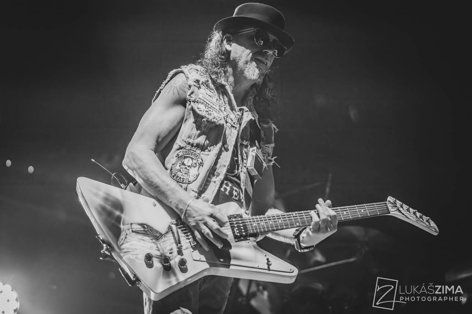 Kabát potvrdil, že stále patří mezi českou rockovou špičku. V Praze s ním zpívala celá O2 arena