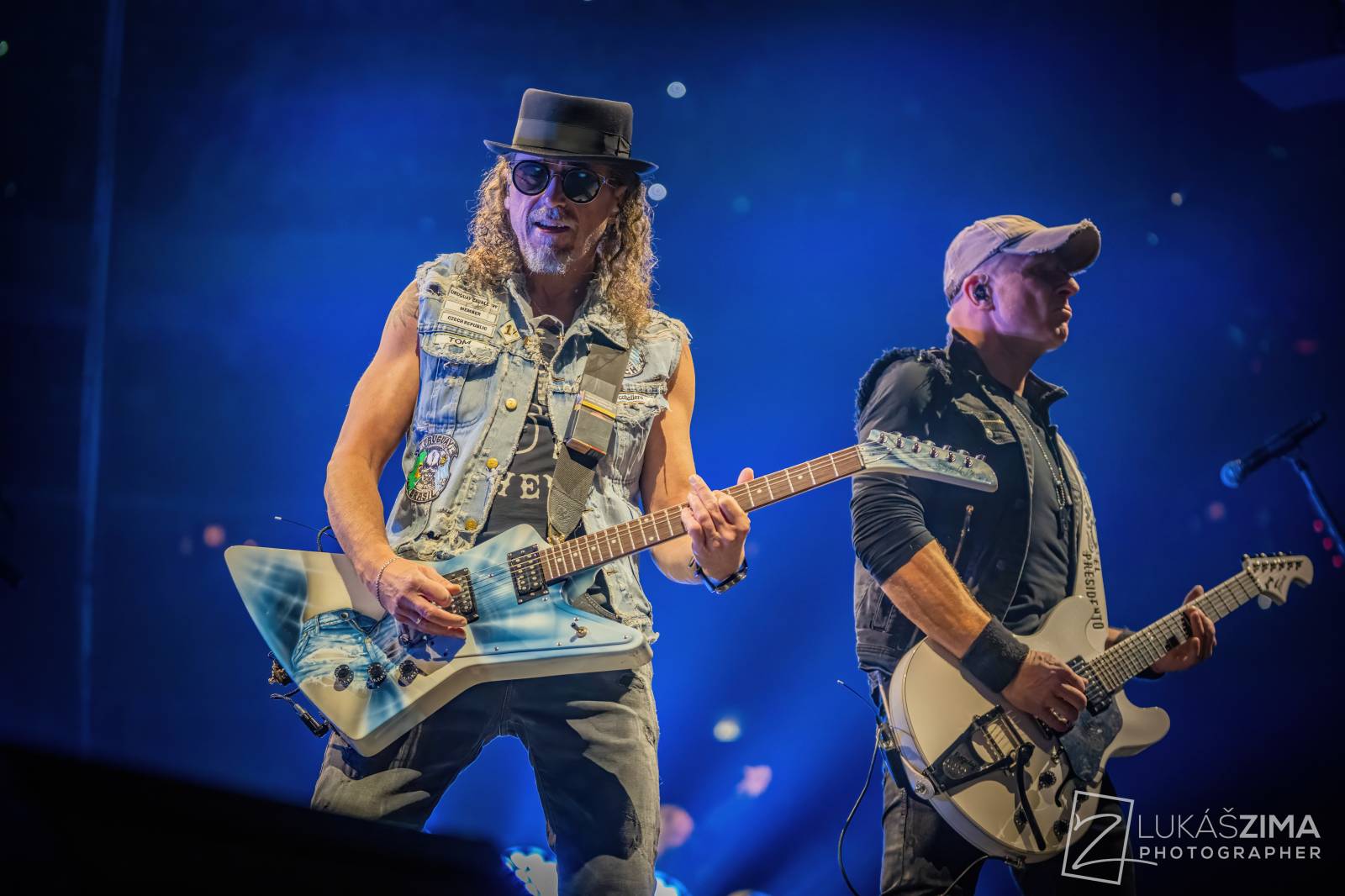 Kabát potvrdil, že stále patří mezi českou rockovou špičku. V Praze s ním zpívala celá O2 arena