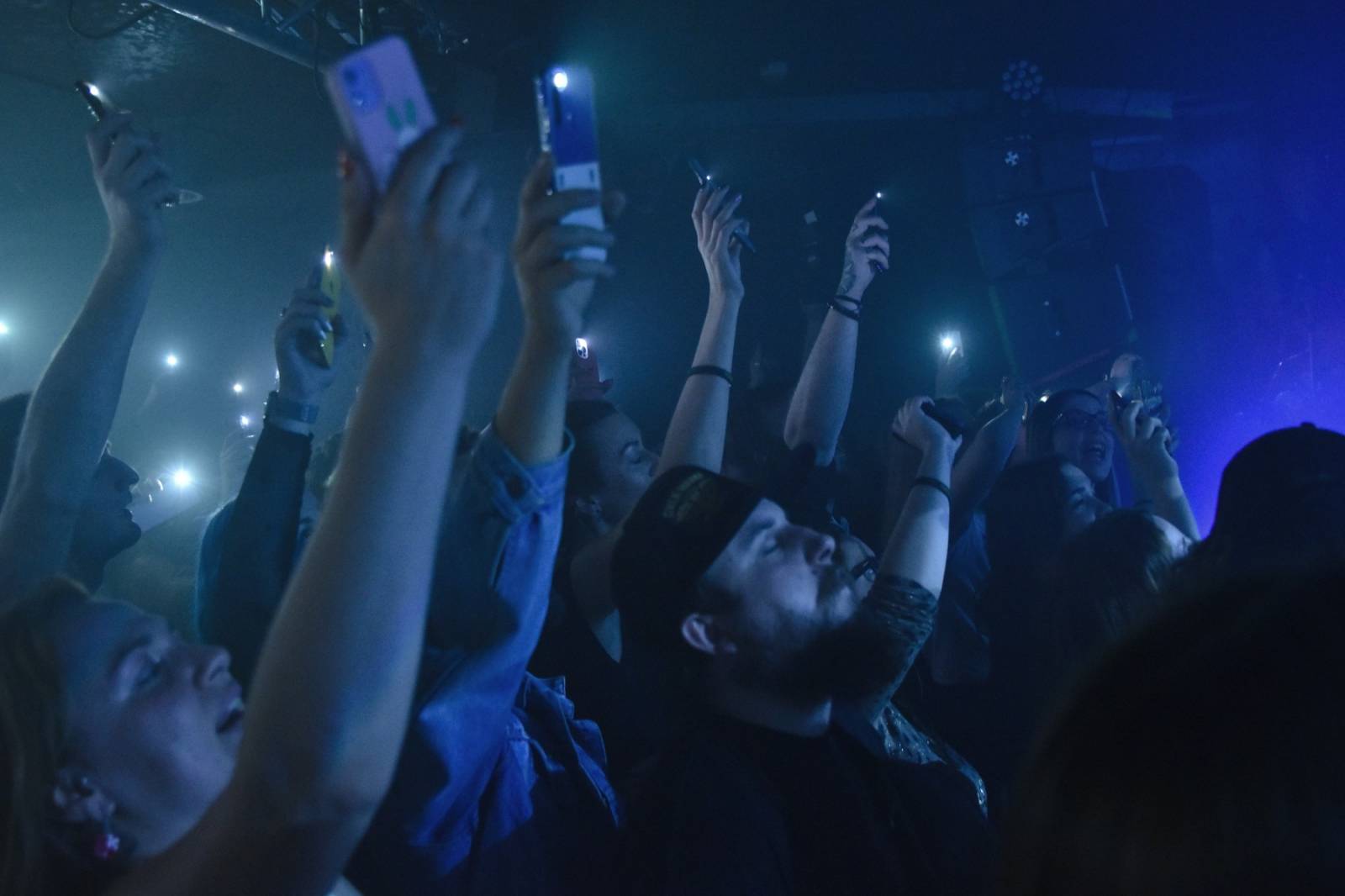 Civilní obrana zahájila v pražském Rock Café své podzimní turné