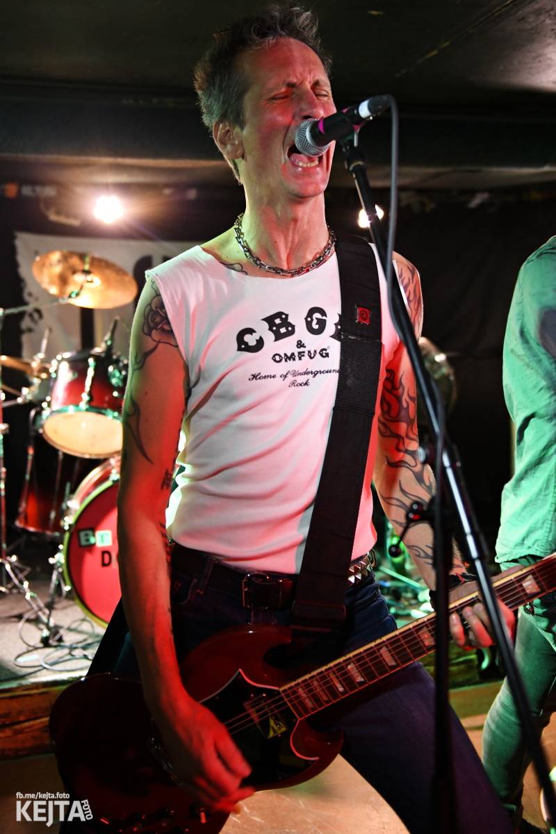 Divoký večer na strahovské Sedmičce patřil Švindlu, Lordu Alexovi a Bratislavským Dievčatám