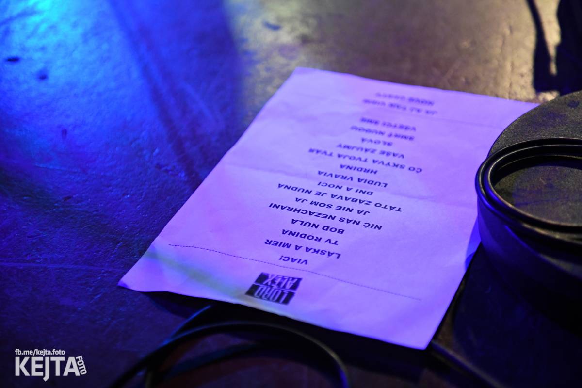 Divoký večer na strahovské Sedmičce patřil Švindlu, Lordu Alexovi a Bratislavským Dievčatám