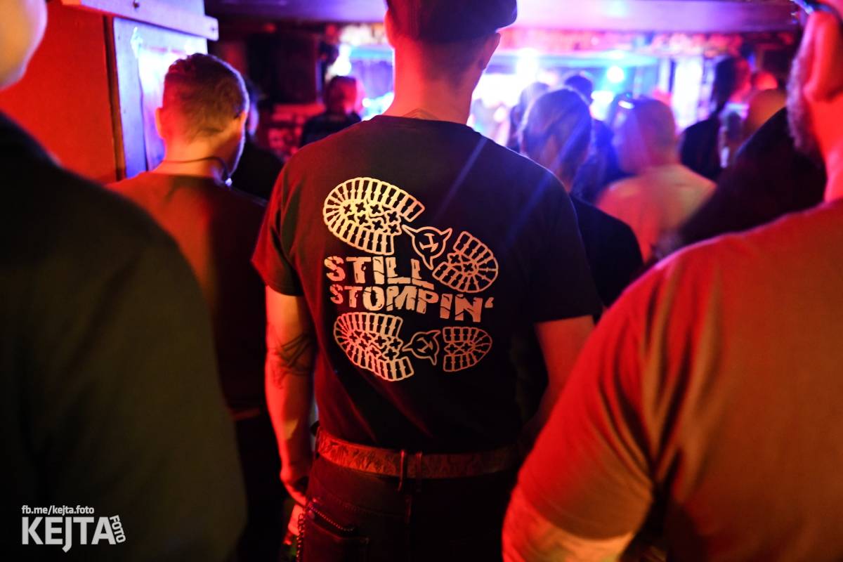 Divoký večer na strahovské Sedmičce patřil Švindlu, Lordu Alexovi a Bratislavským Dievčatám