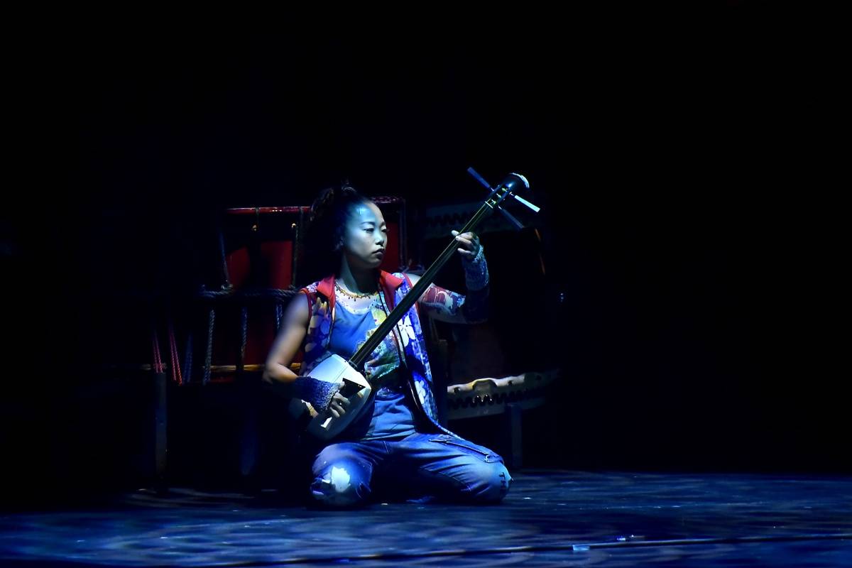 Japonští bubeníci Yamato nadchli fanoušky v pražském Kongresovém centru