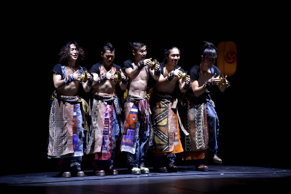 Japonští bubeníci Yamato nadchli fanoušky v pražském Kongresovém centru