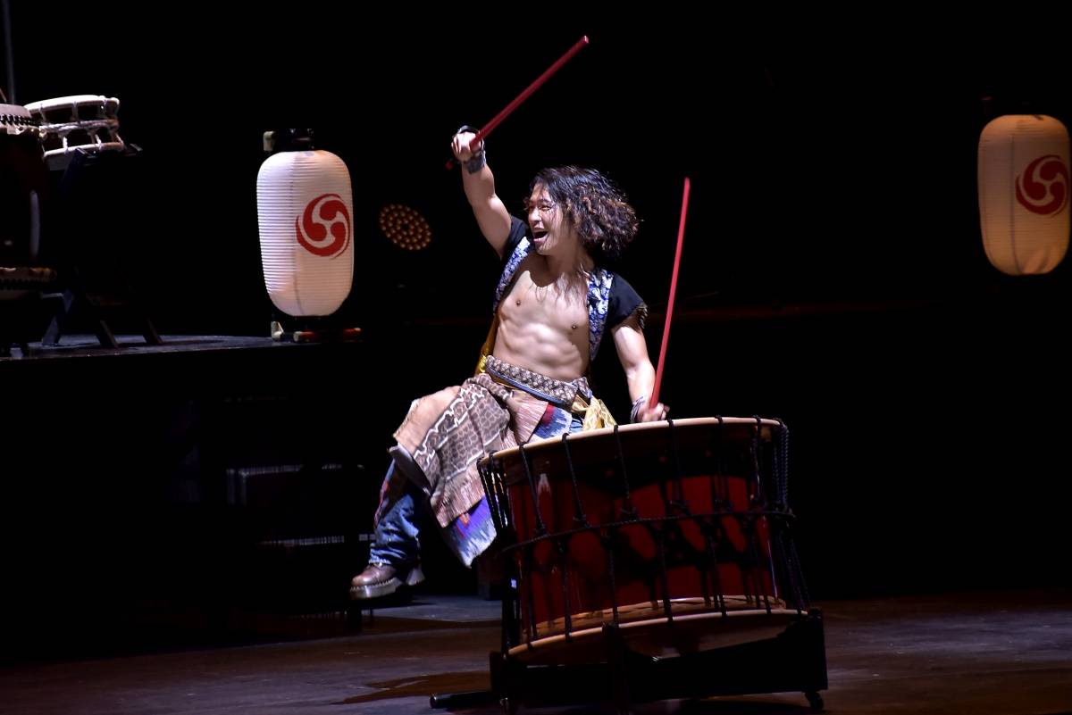 Japonští bubeníci Yamato nadchli fanoušky v pražském Kongresovém centru