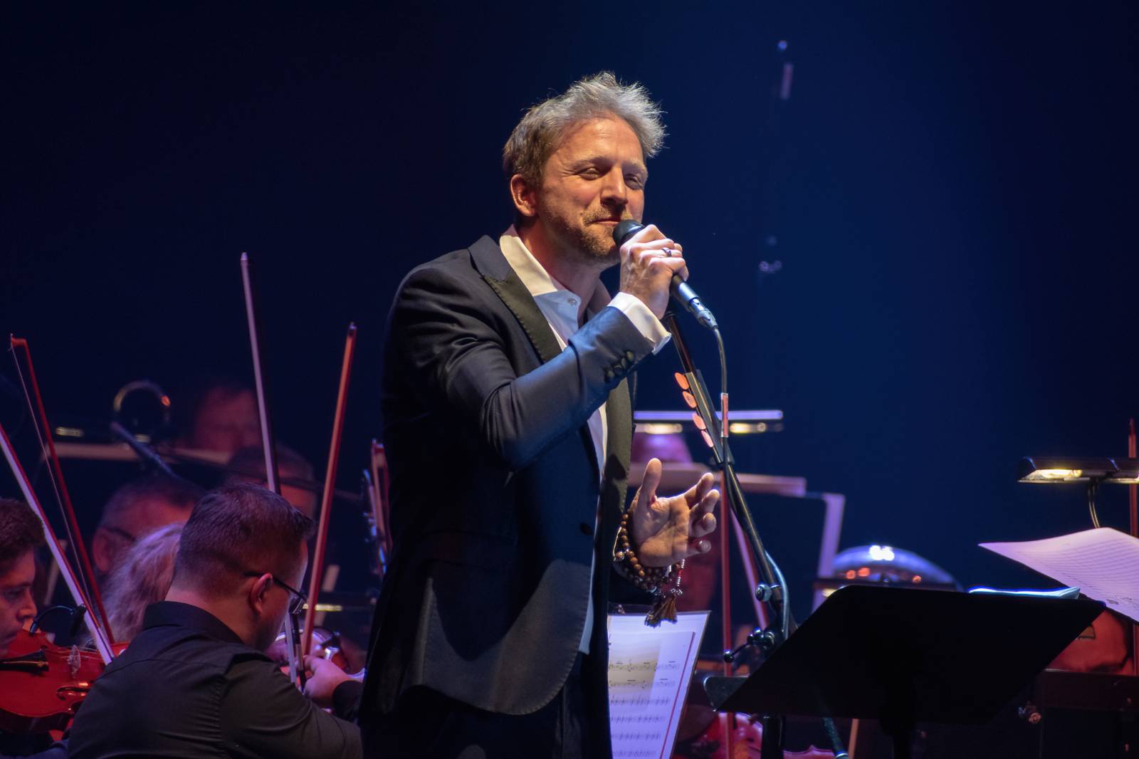 Tomáš Klus pohladil pardubické publikum na duši