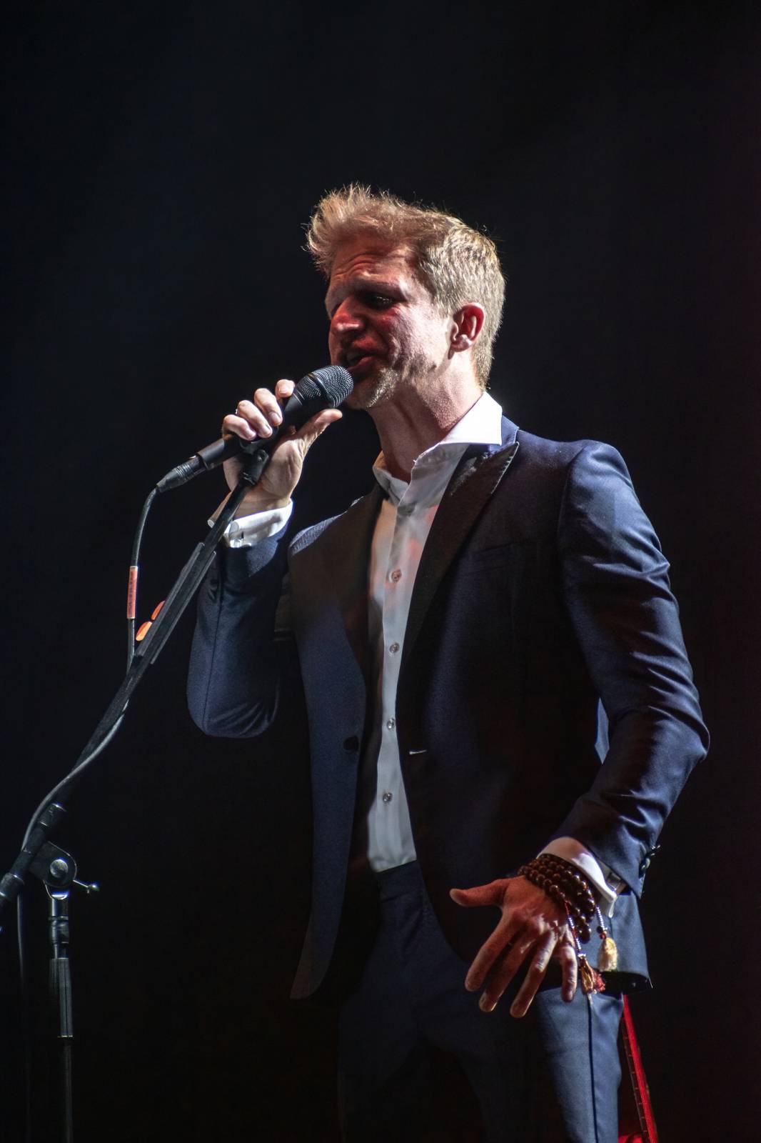 Tomáš Klus pohladil pardubické publikum na duši