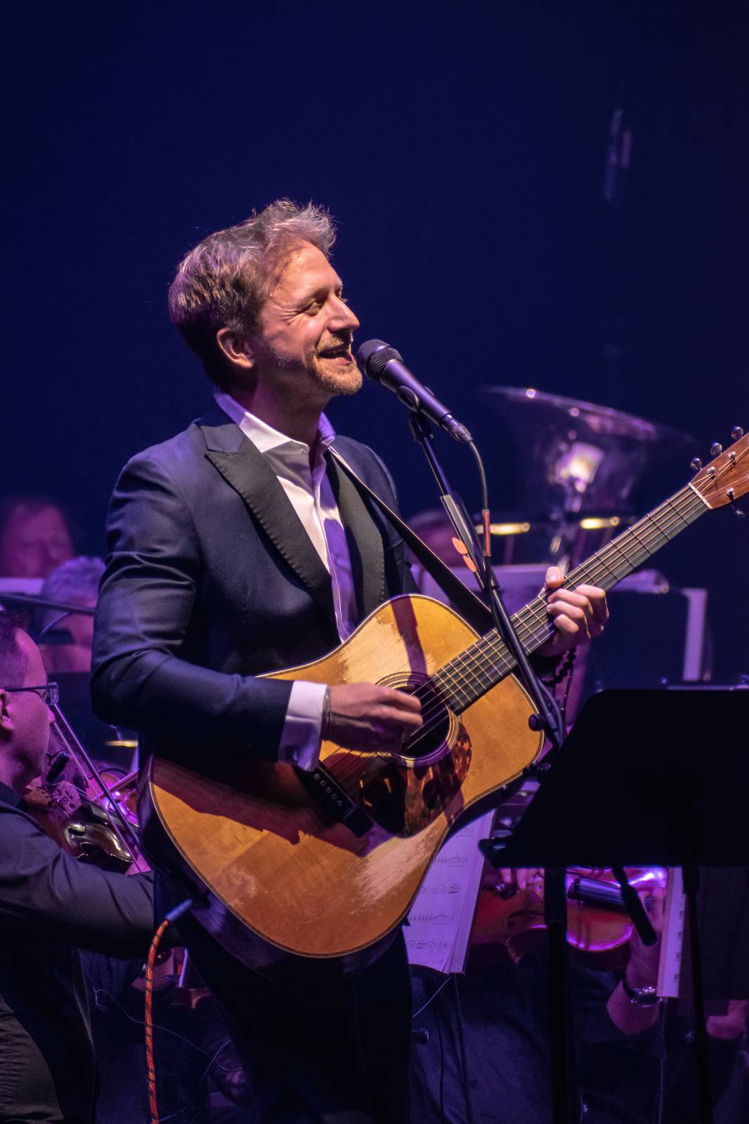 Tomáš Klus pohladil pardubické publikum na duši