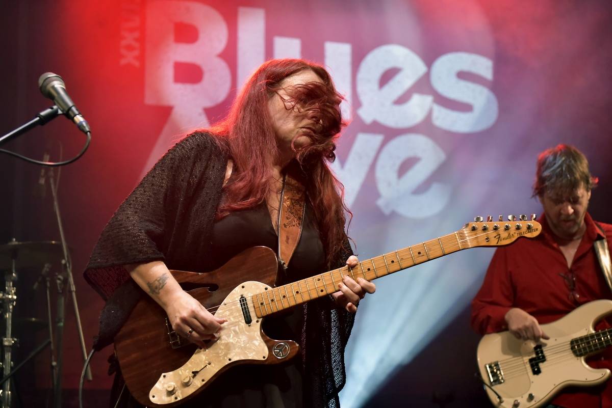 Blues Alive v Šumperku uctil Ettu James, zahráli Ana Popović i The Turtev Brothers