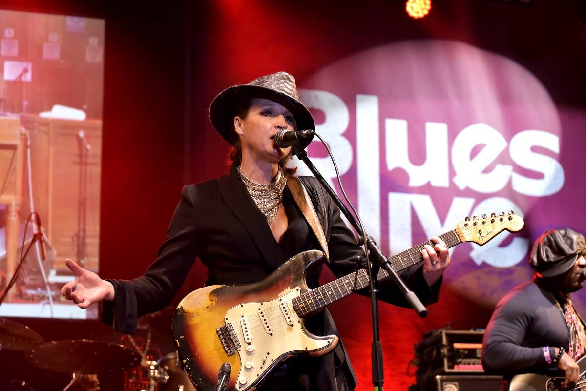 Blues Alive v Šumperku uctil Ettu James, zahráli Ana Popović i The Turtev Brothers