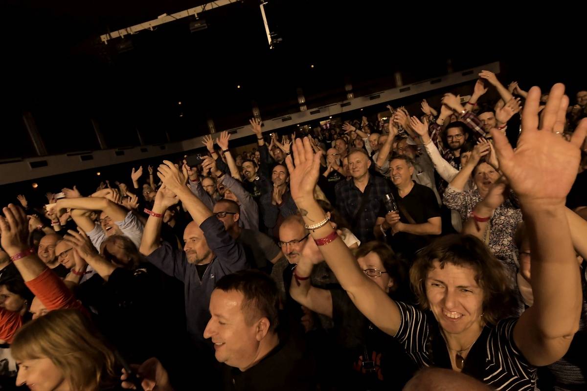 Blues Alive v Šumperku uctil Ettu James, zahráli Ana Popović i The Turtev Brothers