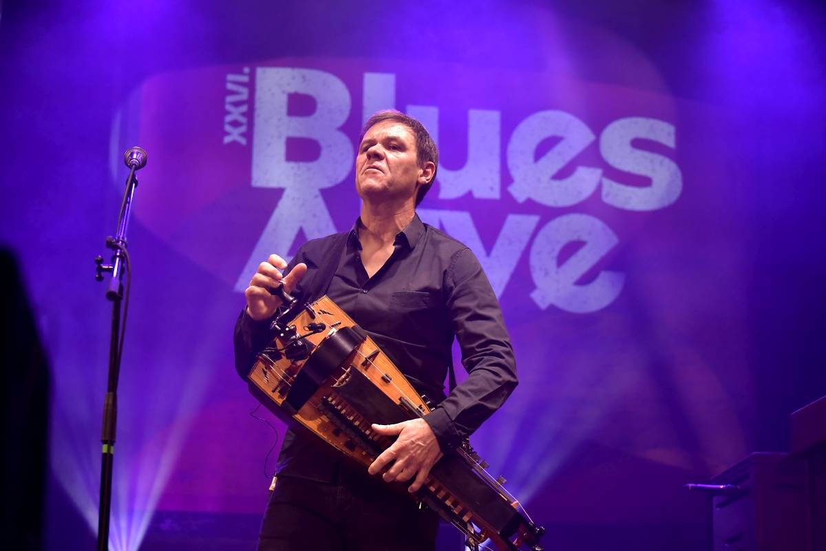 Blues Alive v Šumperku uctil Ettu James, zahráli Ana Popović i The Turtev Brothers