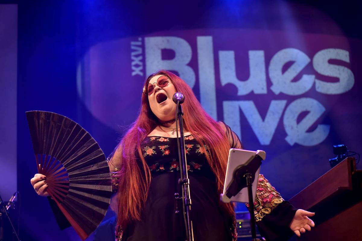 Blues Alive v Šumperku uctil Ettu James, zahráli Ana Popović i The Turtev Brothers